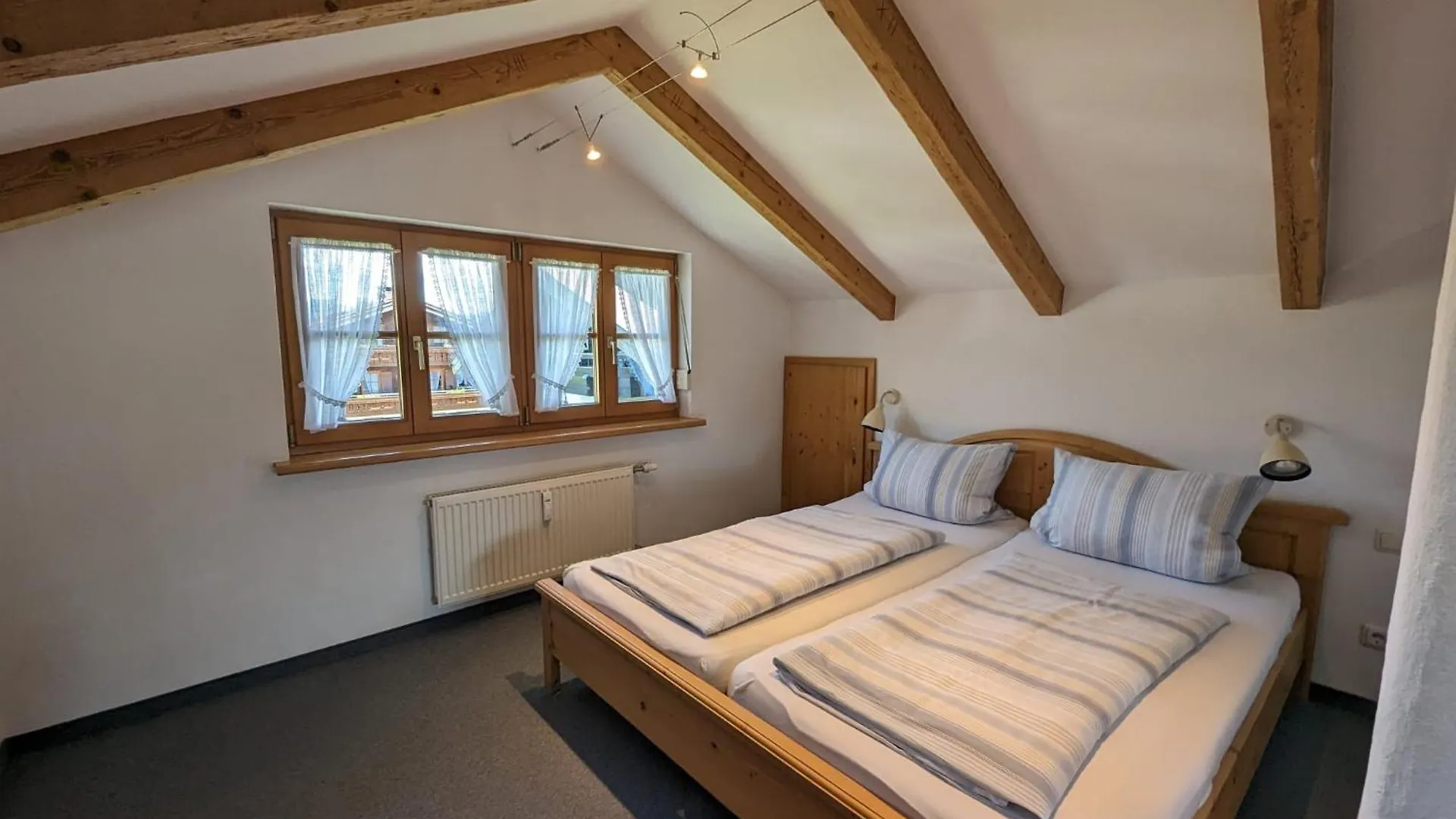 Wohnung Sonnenschein Auf 2 Ebenen Oberstdorf 0*,