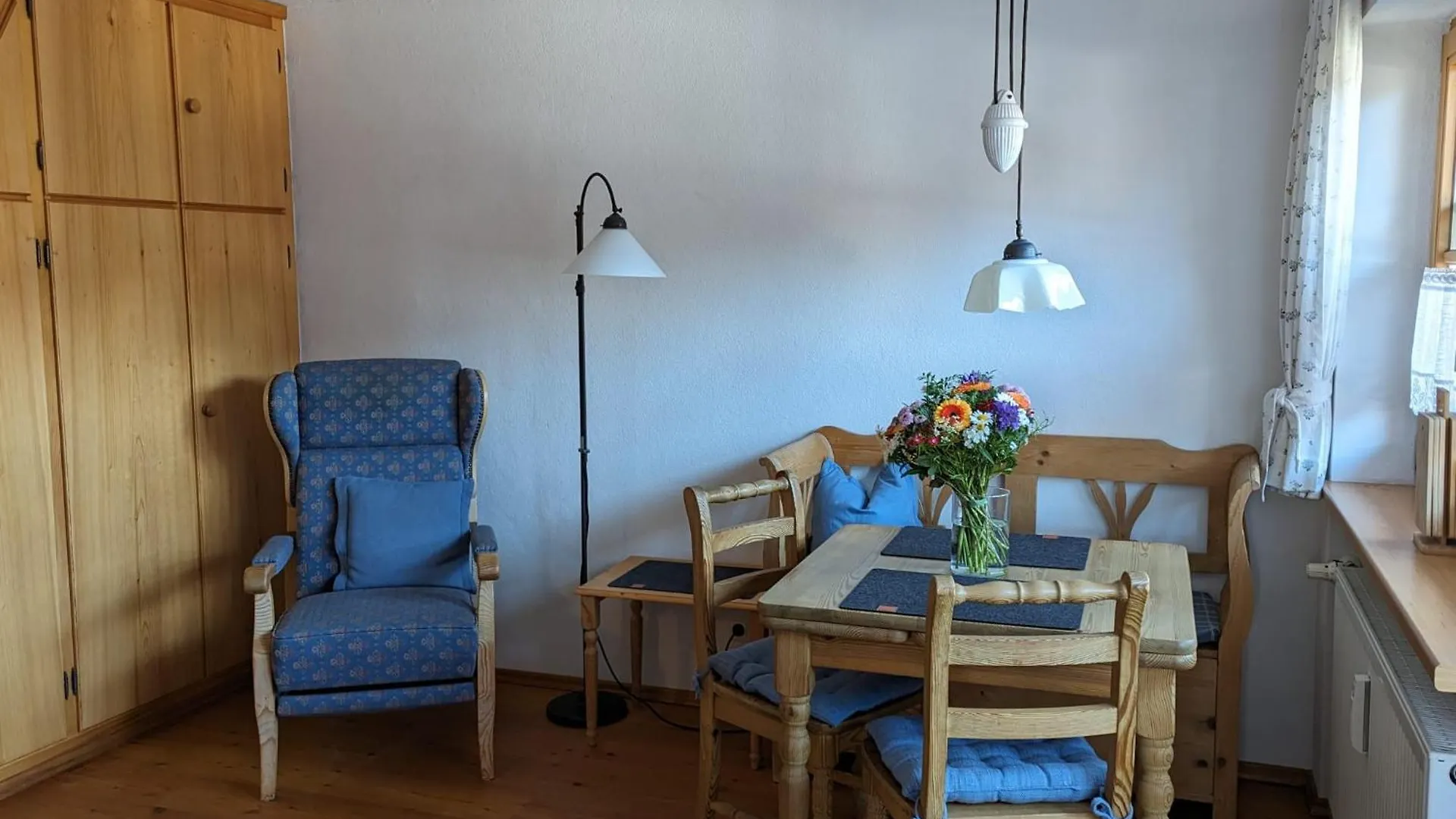 Wohnung Sonnenschein Auf 2 Ebenen Oberstdorf Appartamento